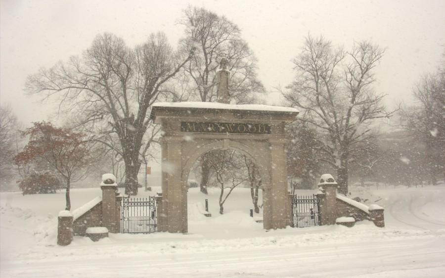 Snow+blankets+Marywood+campus