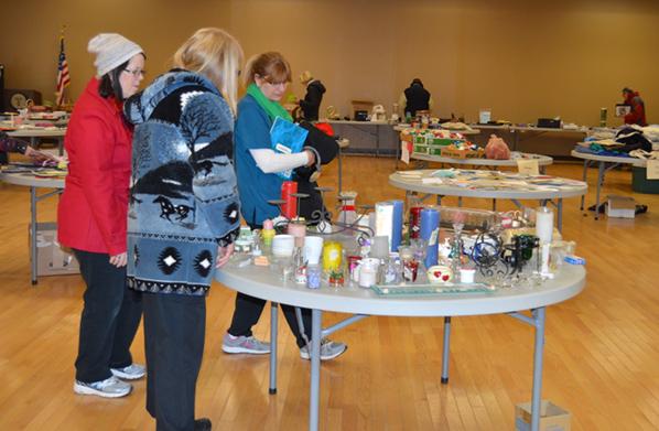 Campus Ministry sponsors second flea market