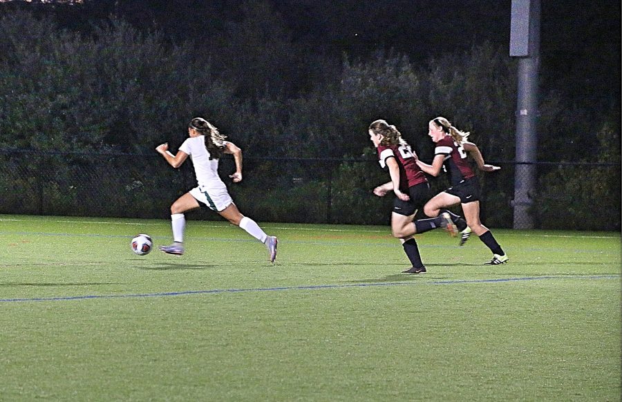 Smith+earns+100th+conference+win+in+Marywood+women%E2%80%99s+soccer+rout