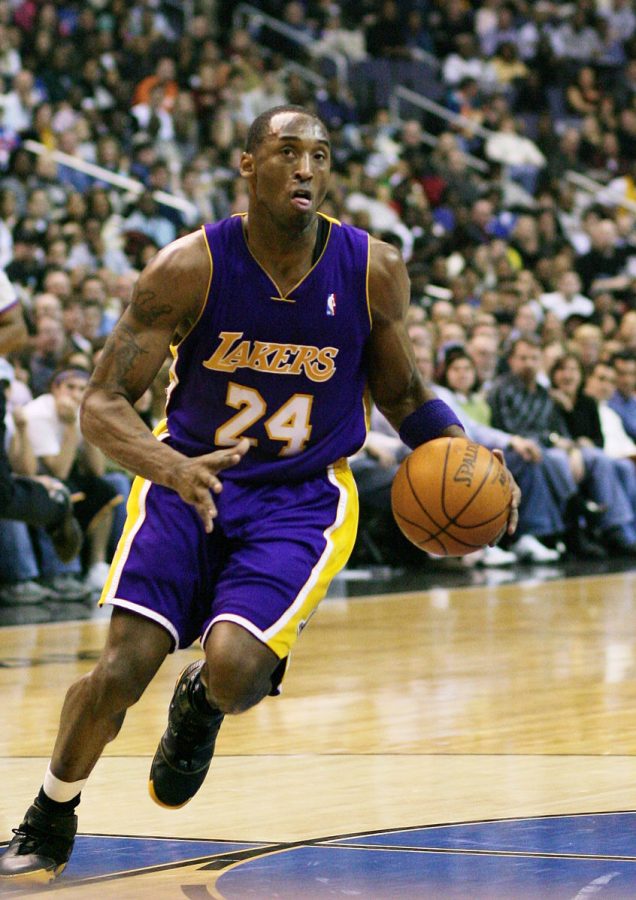 BREAKING: Former LA Lakers star Kobe Bryant dead after helicopter crash