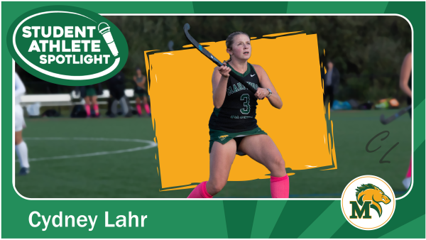 Senior forward Cydney Lahr.