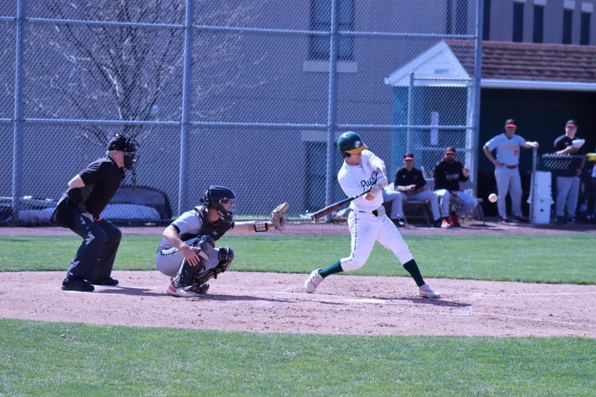 The Marywood Pacers dropped its final home conference game to the Gwynedd Mercy University Griffins 2-1.