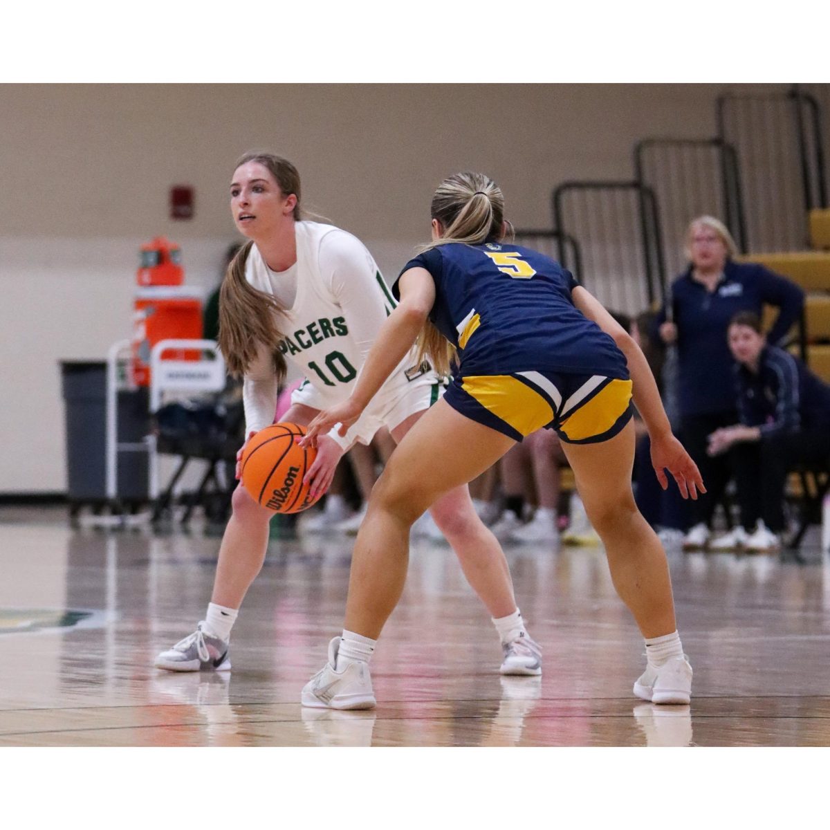 Women's Baskestball VS Neumann